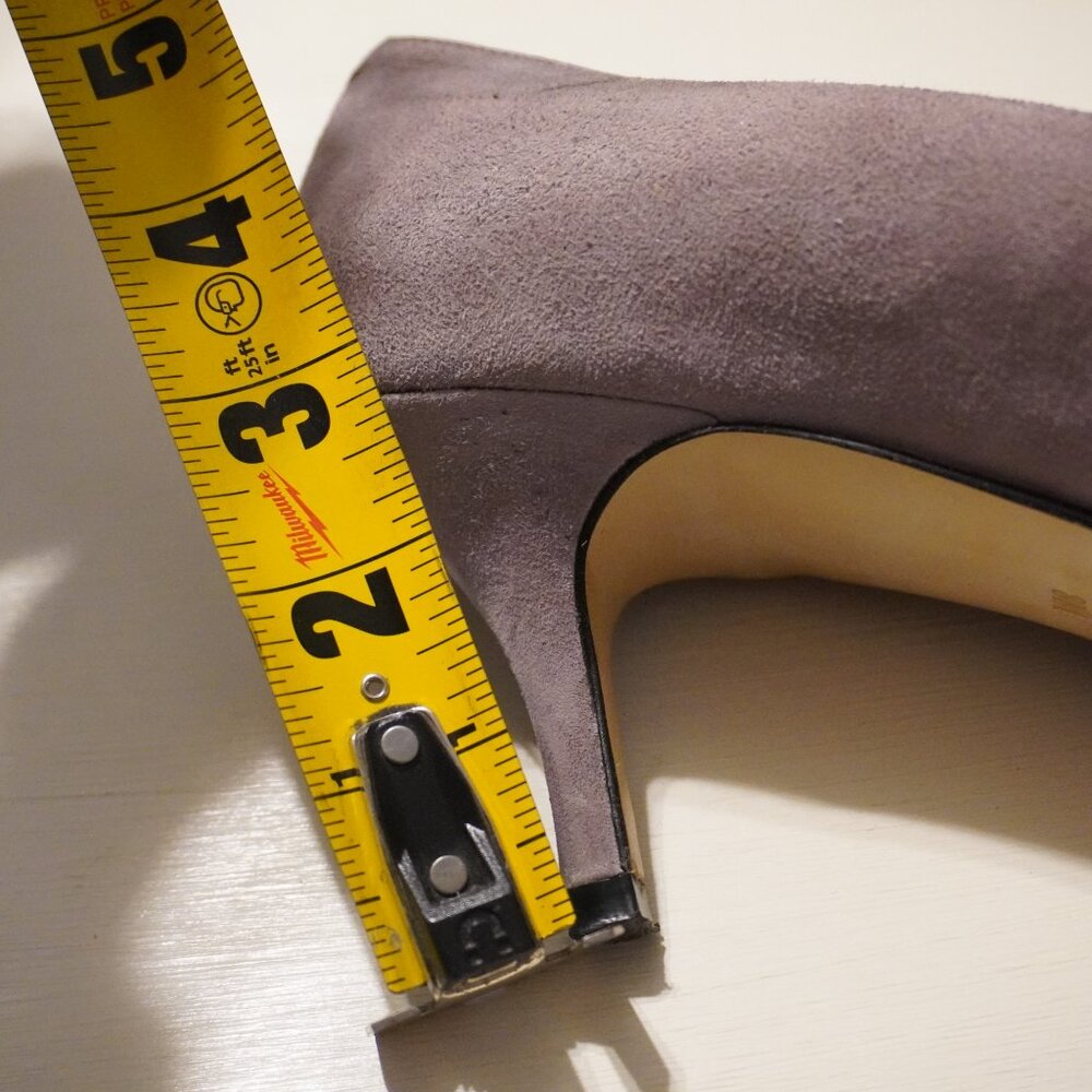 Talbots Suede Heels with Bow detail on toe - Size 8 - Picture 9 of 9